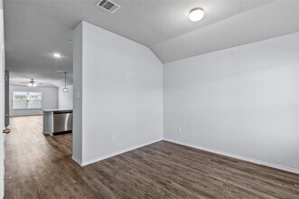 2024 Cedar Tree Ct in Conroe, TX - Building Photo - Building Photo