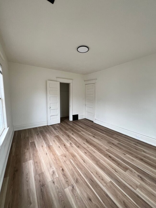 835 Waugoo Ave in Oshkosh, WI - Building Photo - Building Photo