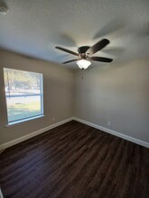 38312 B Ave in Zephyrhills, FL - Building Photo - Building Photo