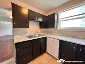 1604 16th St in Des Moines, IA - Building Photo - Building Photo