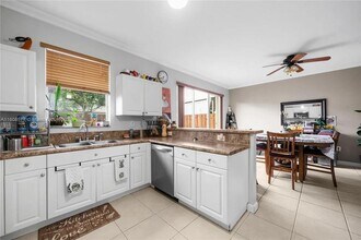 12975 SW 135th St in Miami, FL - Building Photo - Building Photo