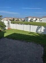 3016 King Palm Way in Riviera Beach, FL - Building Photo - Building Photo