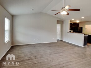 90 Cedar Creek Cove in Cabot, AR - Foto de edificio - Building Photo