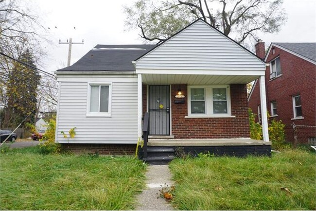 property at 9276 Evergreen Rd
