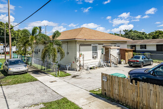 400 NE 4th St in Pompano Beach, FL - Building Photo - Building Photo