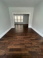 916 W 68th St in Chicago, IL - Building Photo - Building Photo