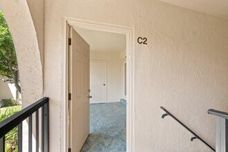 432 Pine Glen Ln in Greenacres, FL - Foto de edificio - Building Photo