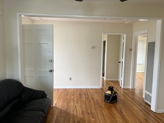182 Garrett Ave in Chula Vista, CA - Building Photo - Building Photo