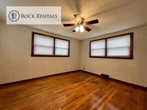 1609 N Ford St in Hutchinson, KS - Building Photo - Building Photo