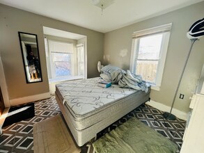 122 W Oneida St in Oswego, NY - Building Photo - Building Photo