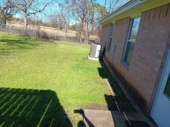 3105 Denia Ct-Unit -A in Killeen, TX - Building Photo - Building Photo