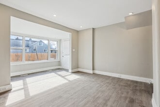 19 Seneca St in St Catharines, ON - Building Photo - Building Photo