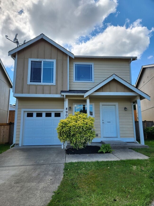 property at 4909 Bowwood Cir NE