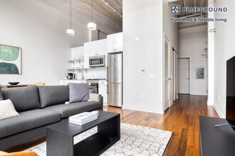676 N La Salle Dr in Chicago, IL - Building Photo - Building Photo