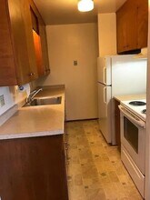 Lakeview Apartments in Seattle, WA - Building Photo - Building Photo
