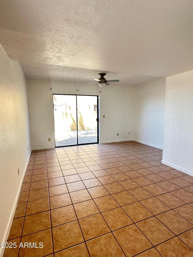 12231 N 21st Ave in Phoenix, AZ - Building Photo - Building Photo