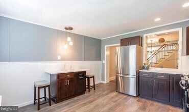 34 Maple St in Conshohocken, PA - Building Photo - Building Photo