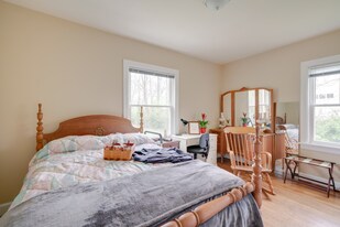 1001 Grandview Dr in Nashville, TN - Building Photo