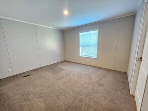 145 Beech in Highland, MI - Building Photo - Building Photo