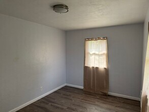 3220 N 54th St-Unit -3220 in Kansas City, KS - Building Photo - Building Photo