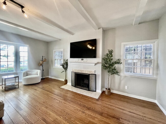 property at 1436 S Spaulding Ave
