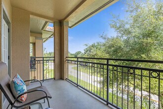 902 Charo Pkwy in Davenport, FL - Building Photo - Building Photo