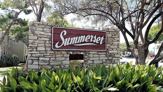 Summerset in Round Rock, TX - Building Photo - Building Photo