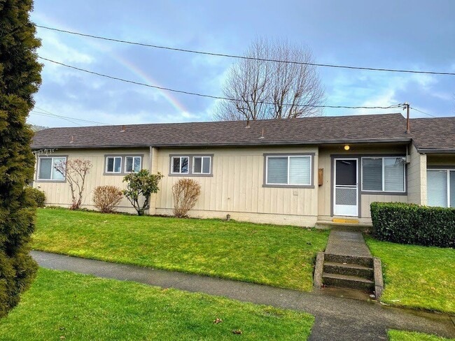 property at 817 NE Alameda Ave