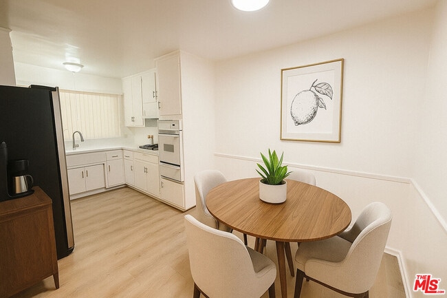 926 S Bedford St in Los Angeles, CA - Building Photo - Building Photo