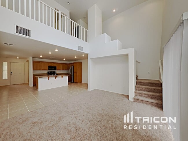 5637 Dawn Falls St in Las Vegas, NV - Building Photo - Building Photo
