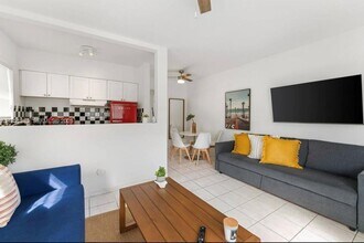 7721 Harding Ave in Miami Beach, FL - Building Photo - Building Photo