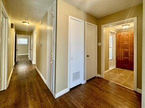 419 E Rogers Dr in Wichita Falls, TX - Building Photo - Building Photo