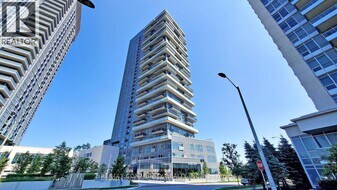 225 Village Green Square in Toronto, ON - Building Photo