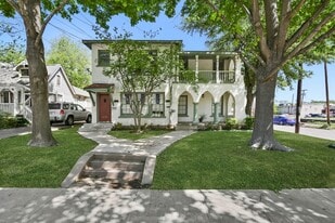 6025 Lewis St in Dallas, TX - Building Photo