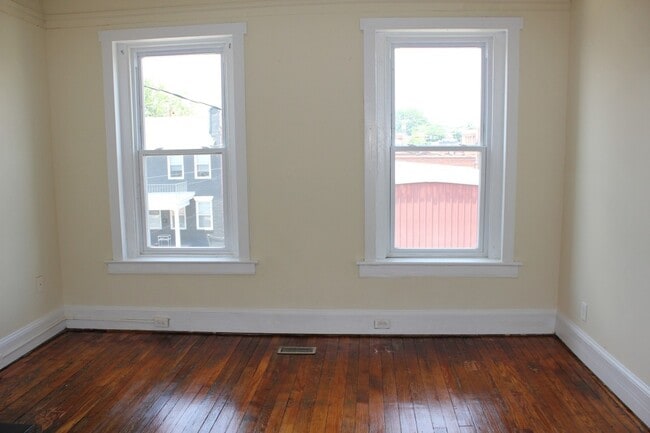 9 S Allen Ave in Richmond, VA - Building Photo - Building Photo