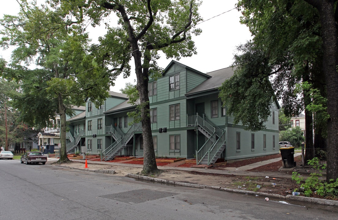 503 E Park Ave in Savannah, GA - Building Photo