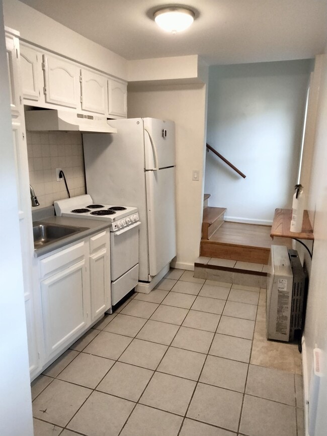 15 Oak St in Bridgton, ME - Building Photo - Building Photo