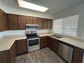 4804 W Juniper Ave in Glendale, AZ - Building Photo - Building Photo