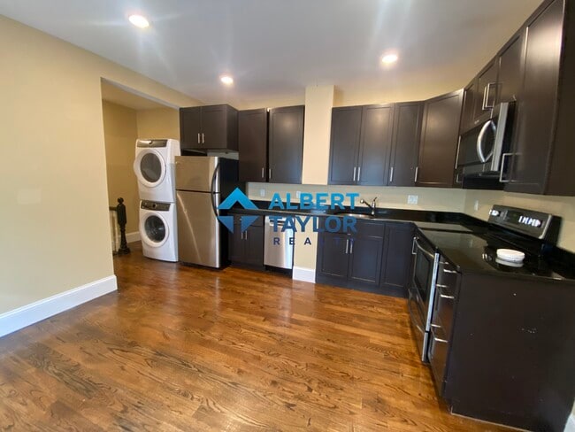 1568 Tremont St, Unit 2