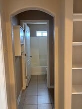 3902 San Francisco Ave, Unit Unit2 in Laredo, TX - Building Photo - Building Photo