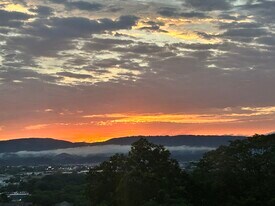 1818 Old Ringgold Rd in Chattanooga, TN - Building Photo