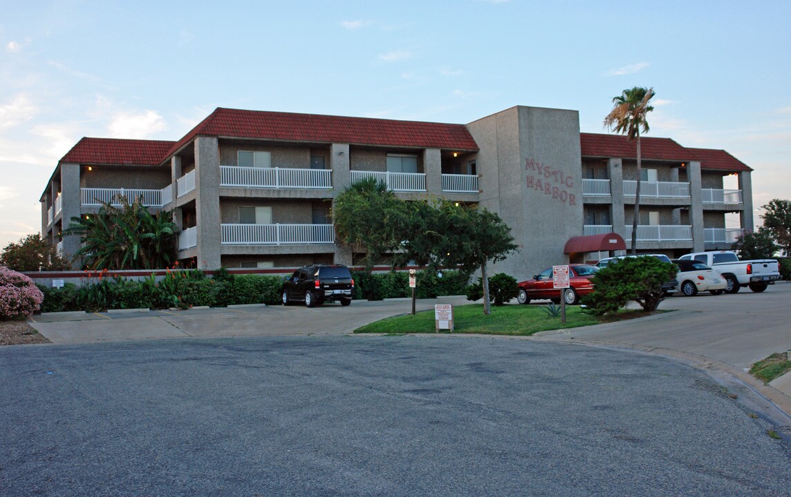 Mystic Harbor Condos in Corpus Christi, TX - Building Photo