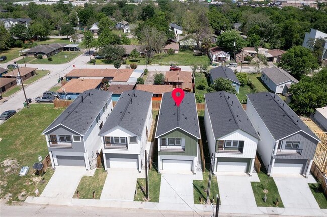 1509 E 31st St in Houston, TX - Foto de edificio - Building Photo