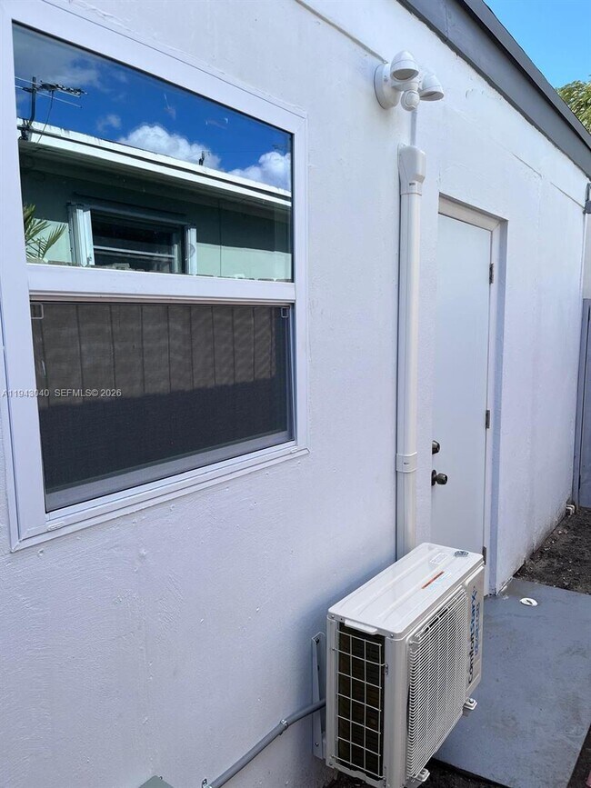 50 NW 68th Ct in Miami, FL - Building Photo - Building Photo