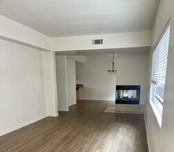 3953 Riviera Dr in San Diego, CA - Building Photo - Building Photo