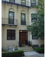 15 Keswick St-Unit -B13 in Boston, MA - Foto de edificio - Building Photo