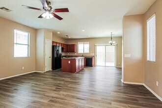 15445 W Jenan Dr in Surprise, AZ - Building Photo - Building Photo