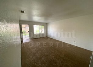 1124 N Broadway in Escondido, CA - Building Photo - Building Photo