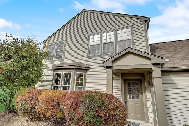 3333 Bromley Ln in Aurora, IL - Building Photo - Building Photo