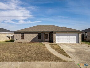 3211 Tom Lockett Dr in Killeen, TX - Building Photo - Building Photo